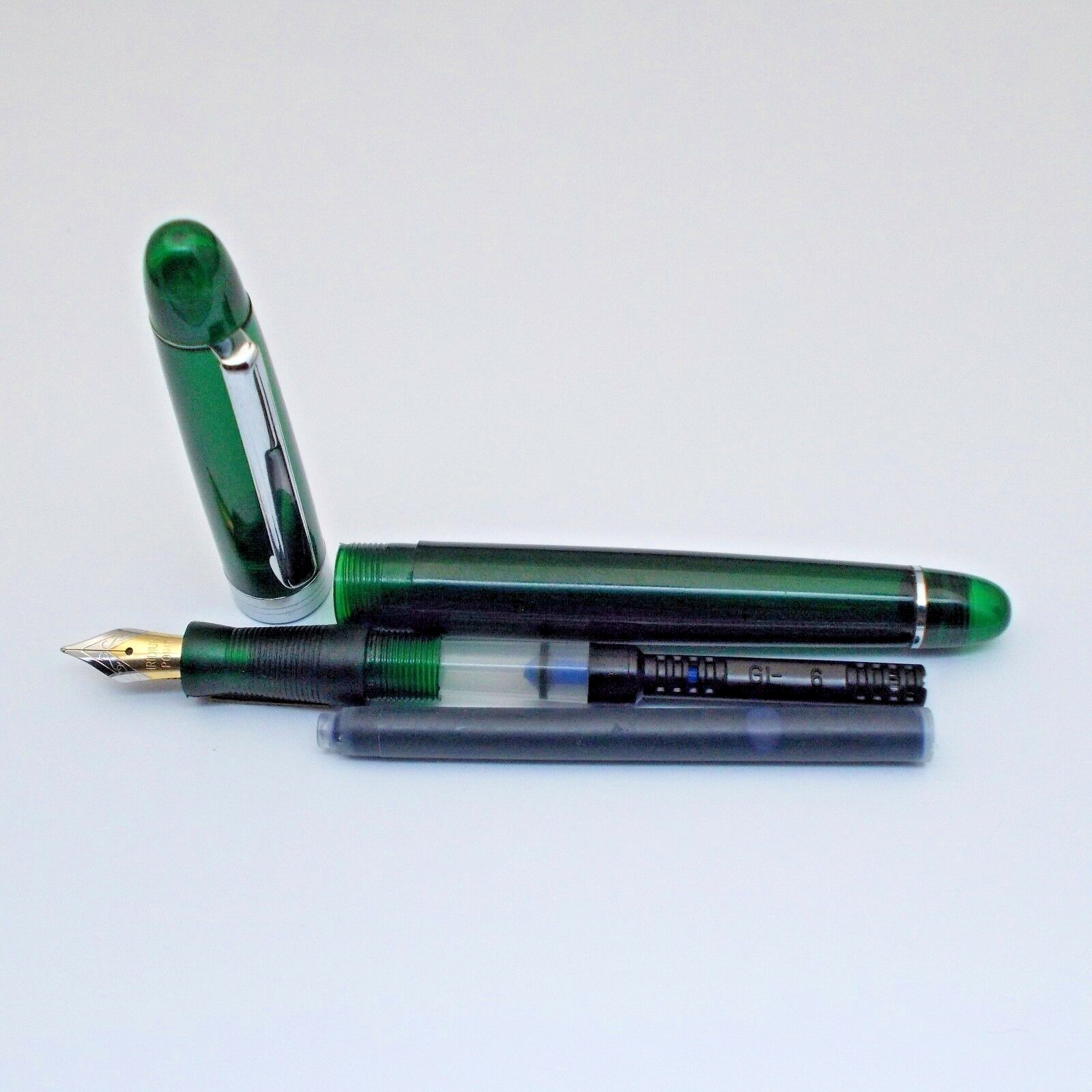Click Signature Translucent Fountain Pen with 3-in-1 Filling System – Green