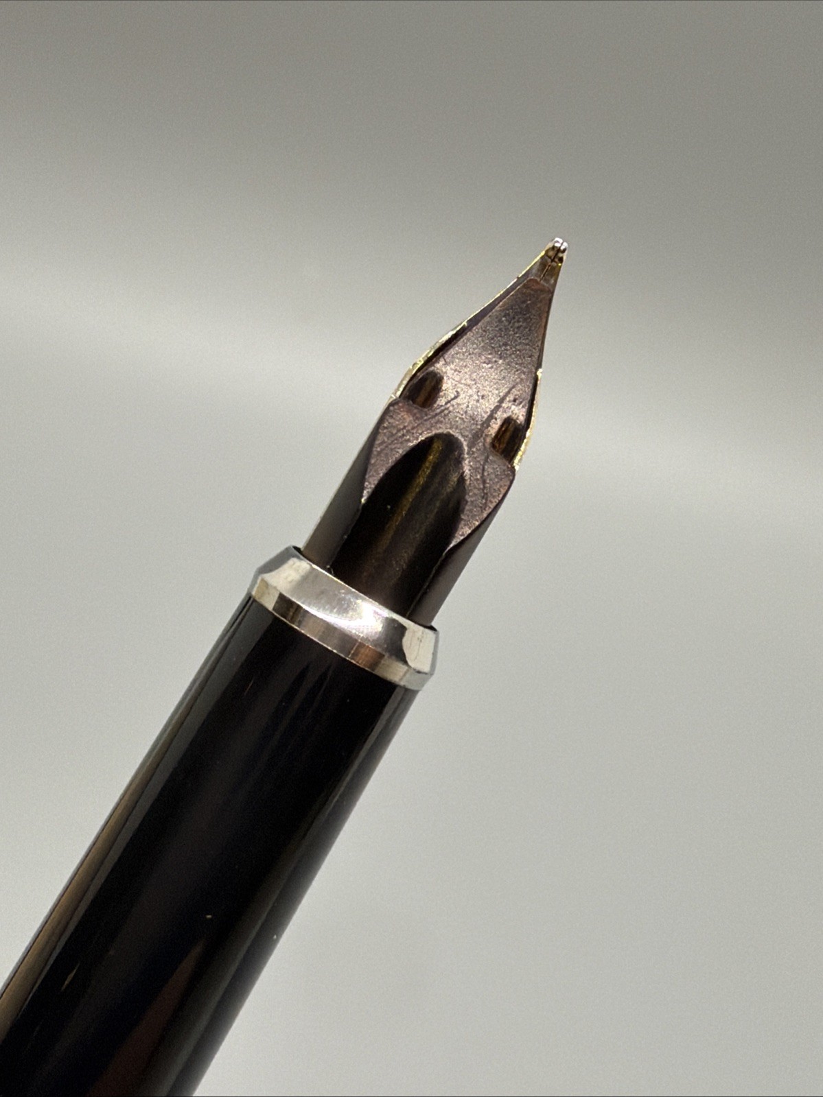 Cross 14k Gold Filled Fountain Pen Solid 14k Gold Nib New in box