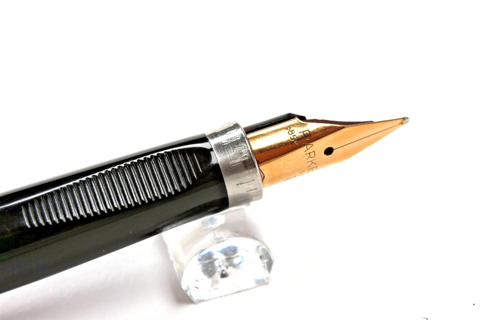 PARKER 75 LACQUE FINISH FOUNTAIN PEN 14K MEDIUM NIB WITH CONVERTER