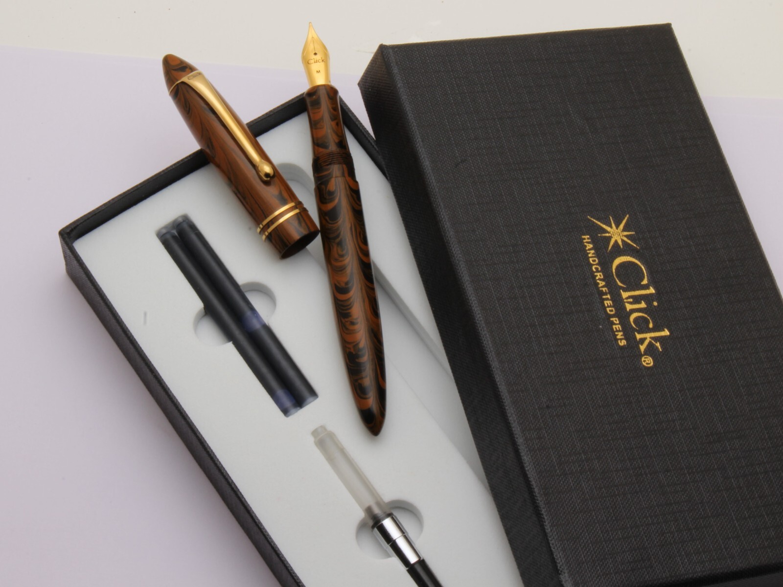 Click Yen Ebonite Body Fountain Pen With Jowo Nib & Golden Trims New With Box