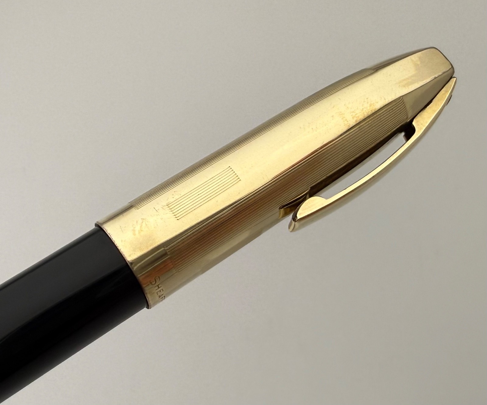 Vintage Sheaffer PFM V Black Gold Fountain Pen 14K Gold Nib – 1960’s