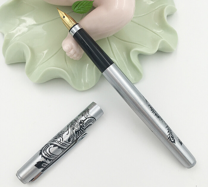 EARLY PEN Vintage HERO 841 Fountain Pen Luck Happine Dragon & Phoenix Collection