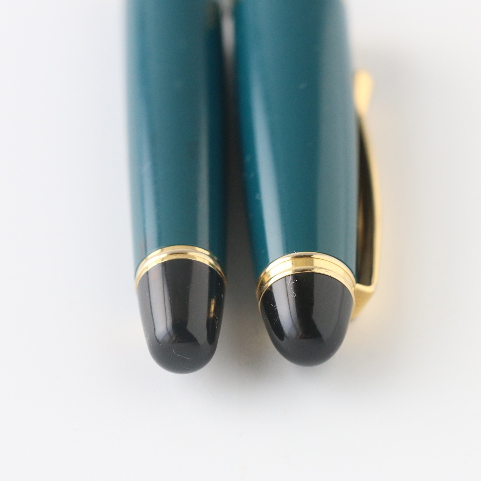 Pilot Custom 98 Green Fountain Pen 14K-585 F Nib Tested w/ New Converter