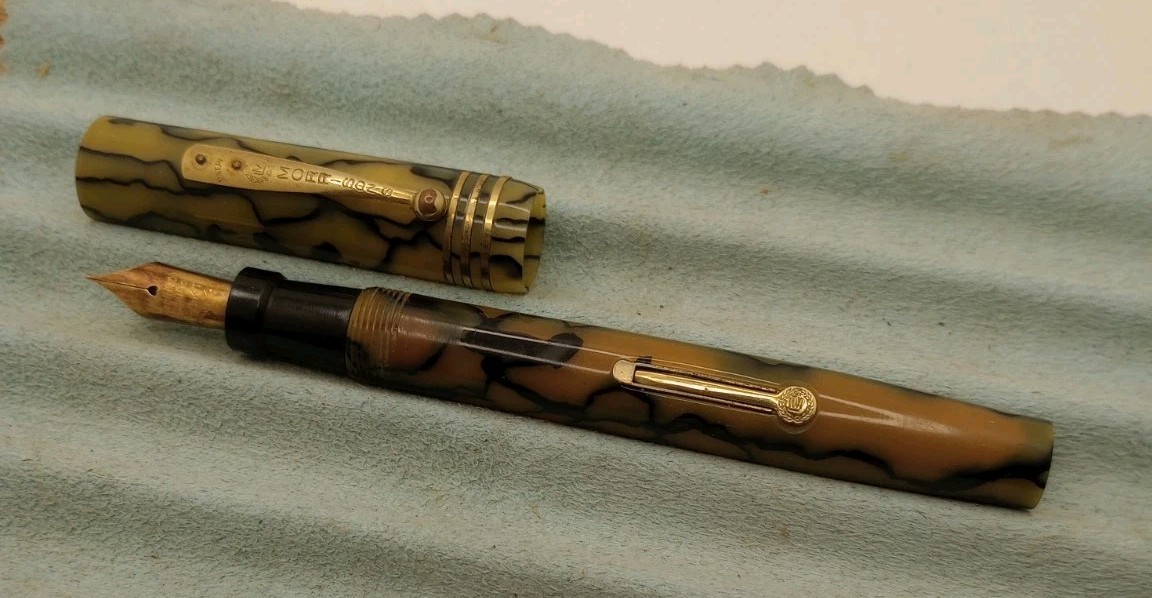 Large 1920s Morrison’s Black Veined Ivory/Cream Flat-top Fountain Pen