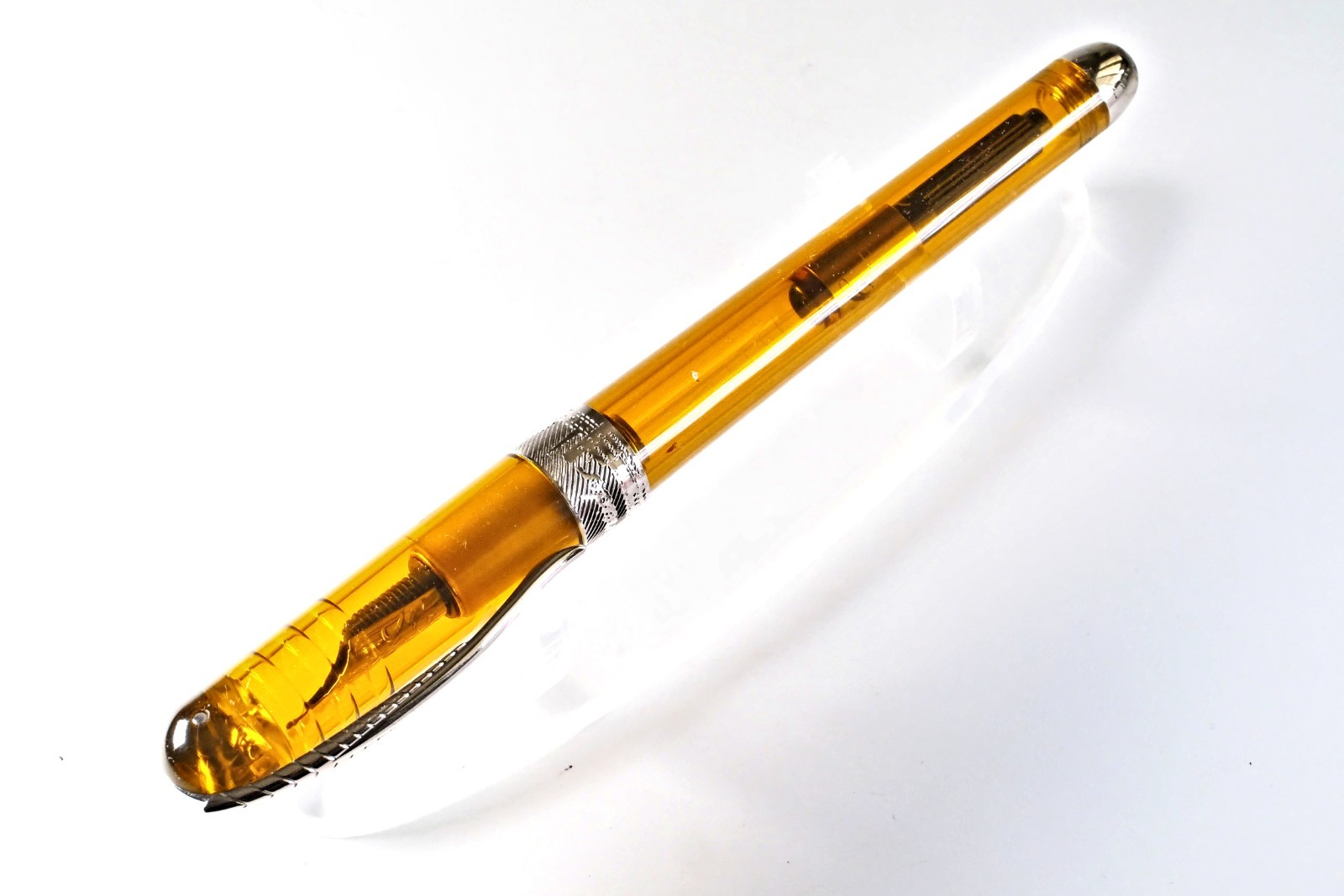 PINEIDER Avatar UR (Ultra Resin) Amber Demo Fountain Pen, Italy, Medium, MINT