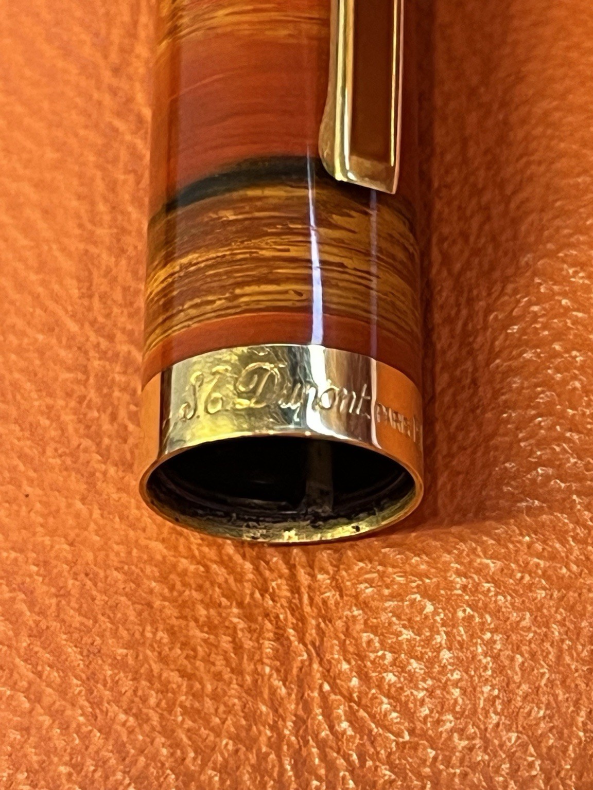 S.T. Dupont Paris Laque de Chine Fountain Pen 18K Gold Nib Brown Tortoise France