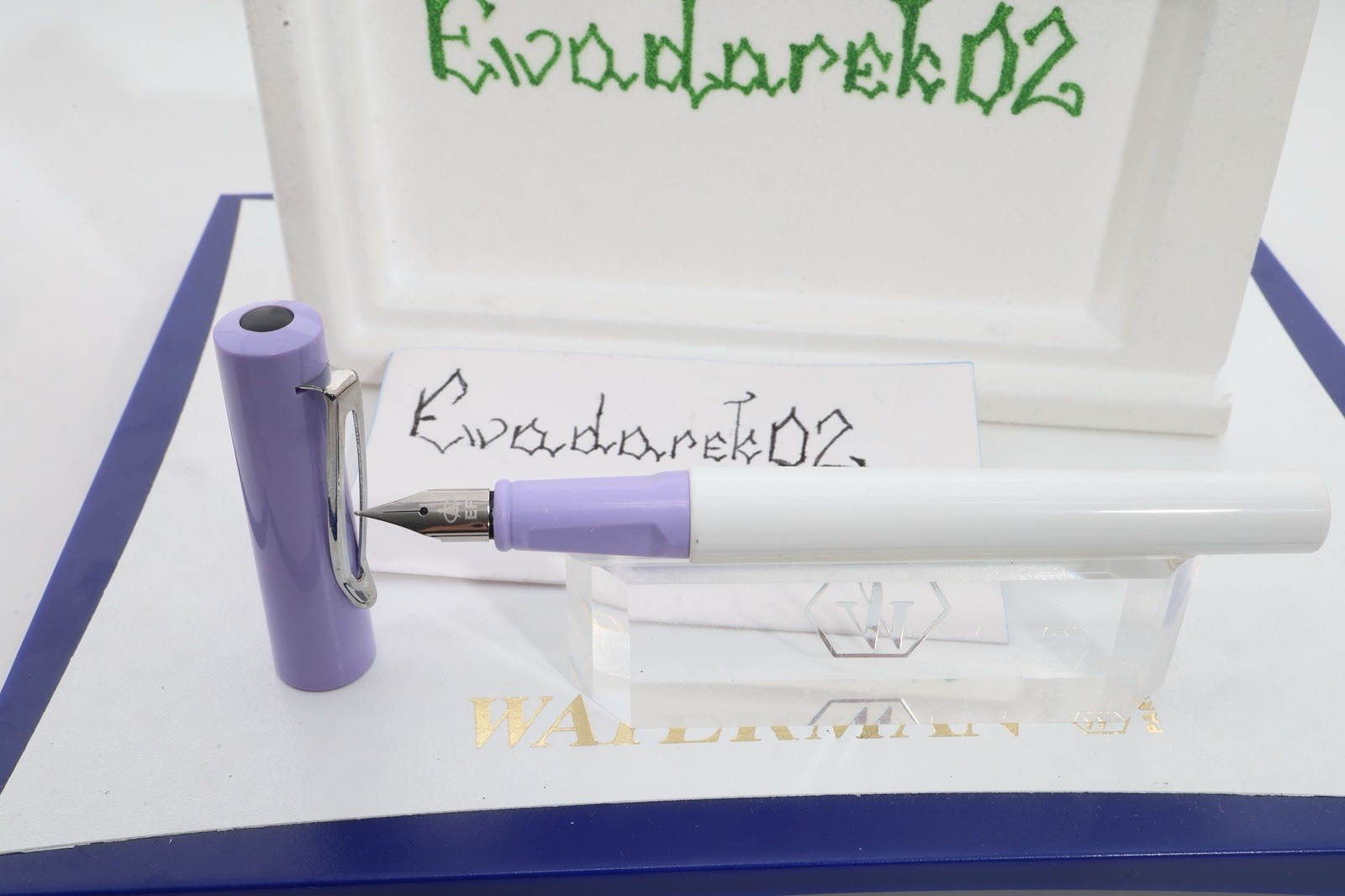 Unbranded Fountain Pen, White/Violet CT, New