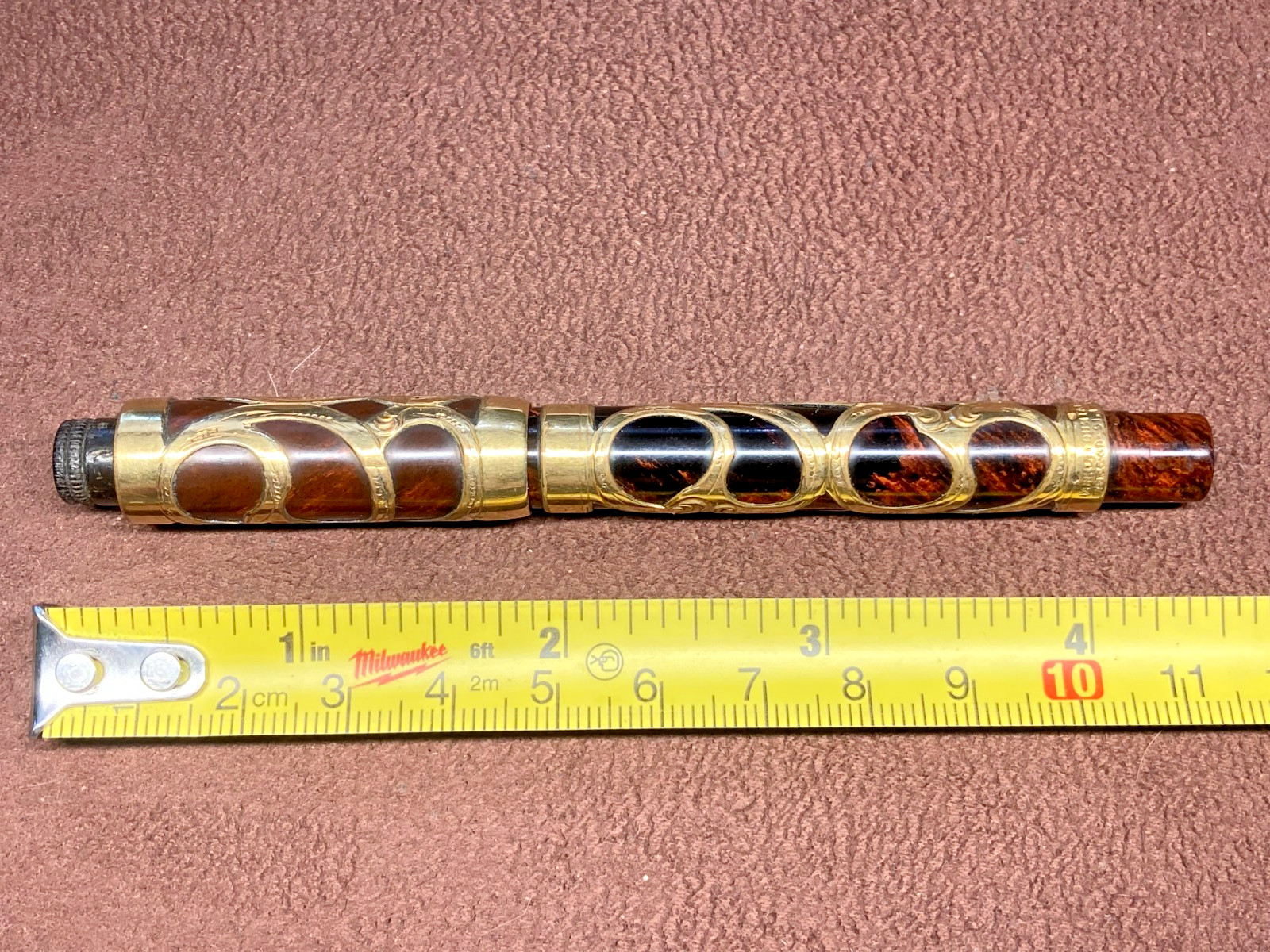 PARKER 23 TURBAN TOP IN MOTTLED HARD RUBBER WITH GOLD FILIGREE EXCEEDINGLY RARE
