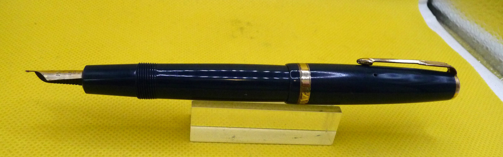 Parker Vintage English Dark Blue Doufold Fountain Pen- medium
