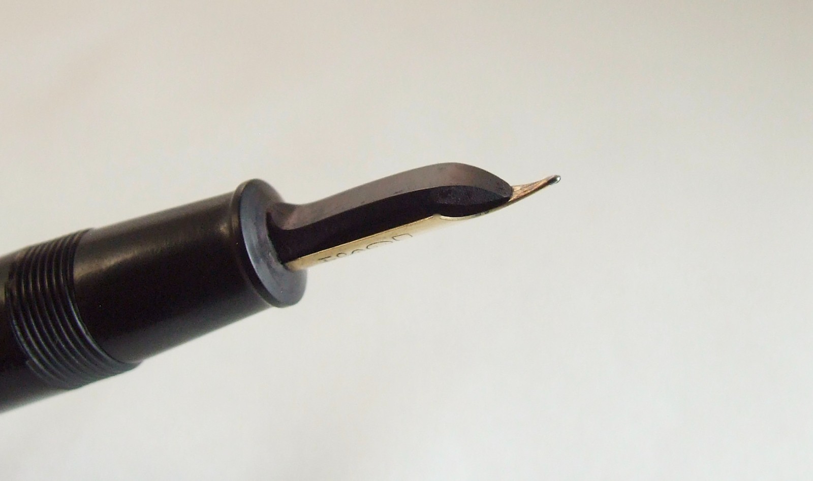 VINTAGE CONWAY STEWART 58 FOUNTAIN PEN – 14K DURO NIB- LEVER FILL – SUPERB COND”