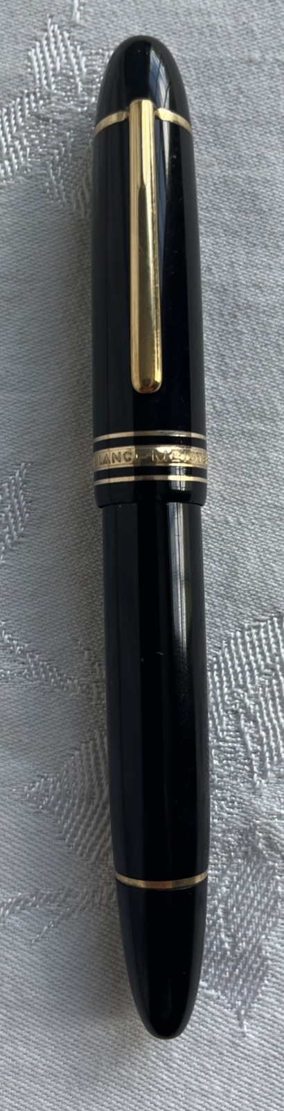 Montblanc Meisterstuck #149 Fountain Pen 18K 4810 750 Black