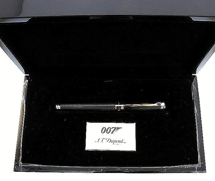 S.T.Dupont Fountain Pen Line D James Bond 007 Yellow Gold Plated Nib M 14K
