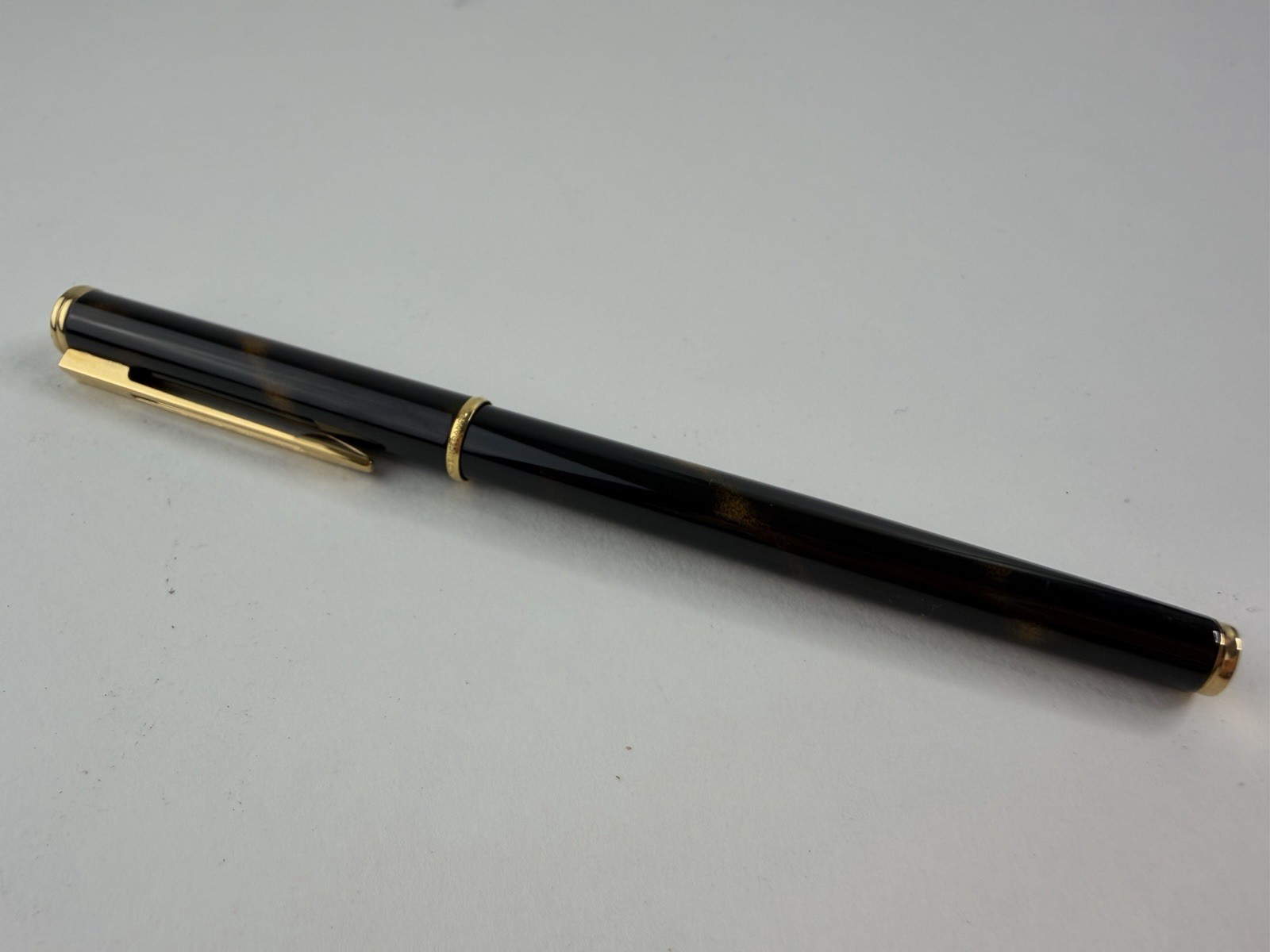Waterman Executive Fountain Pen with 18k Gold Nib Brown Marble Lacquer France