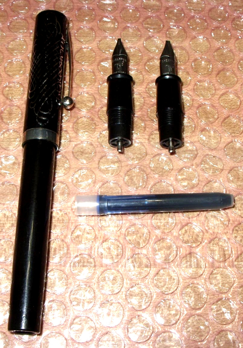 SHEAFFER NO NONSENSE FOUNTAIN PEN WITH TWO M NIBS & ONE B NIB & INK CARTRIDGE
