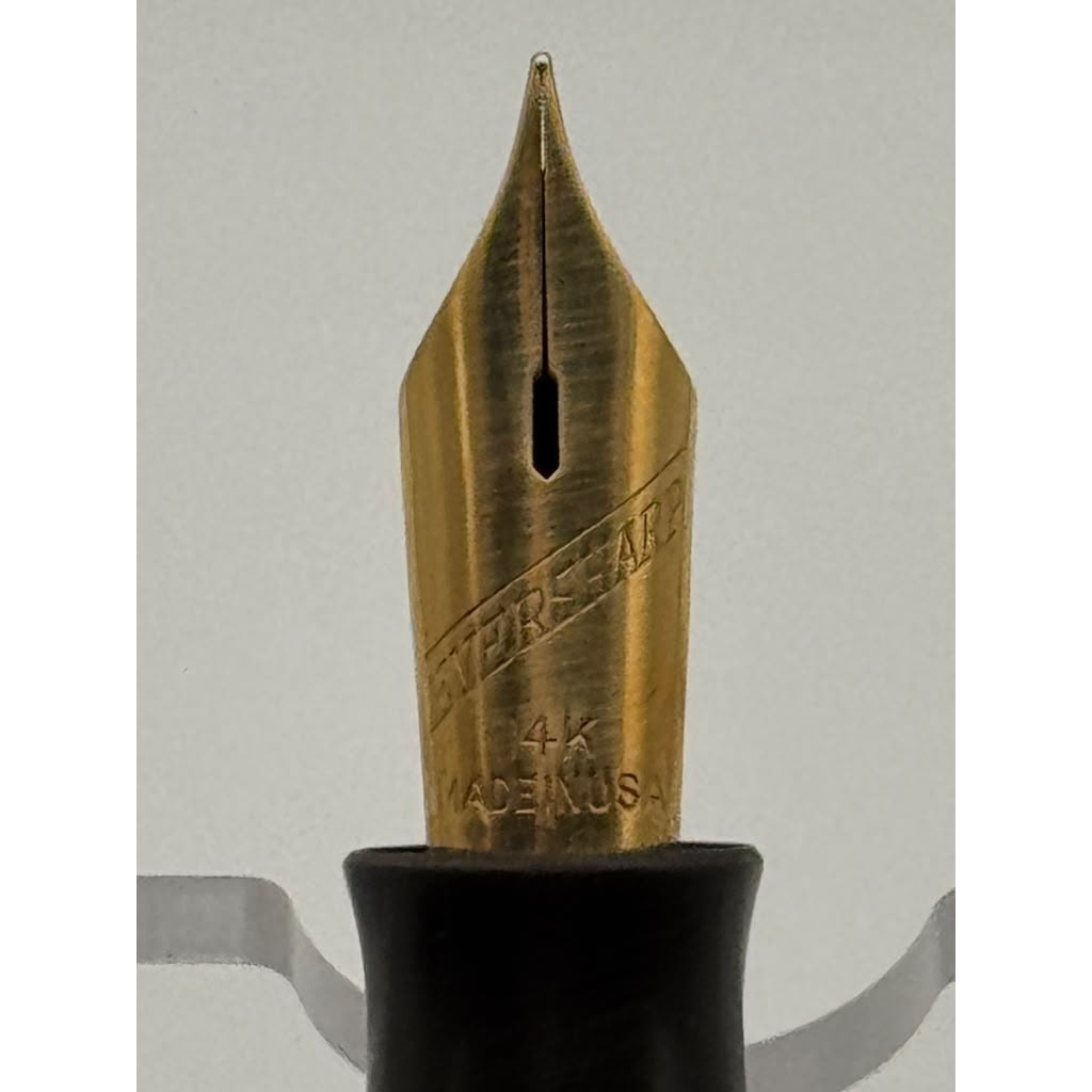 Vintage 1940s Eversharp Skyline Black Fountain Pen 14K Gold Nib Lever Fill USA