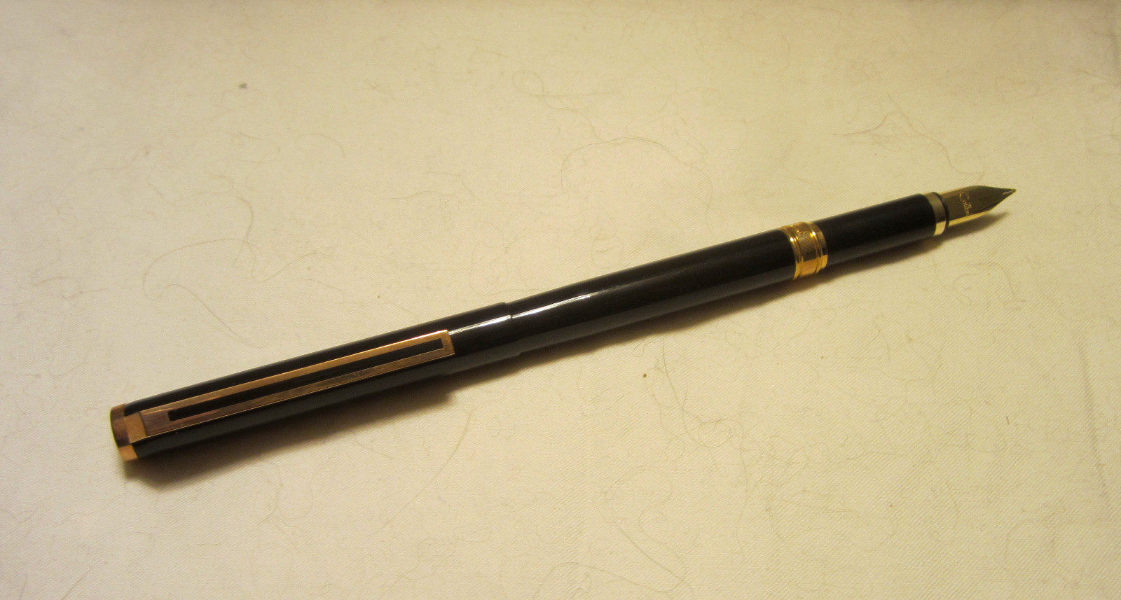 Colibri Classic Fountain Pen Black with Goldtone Accents in Gift Box!