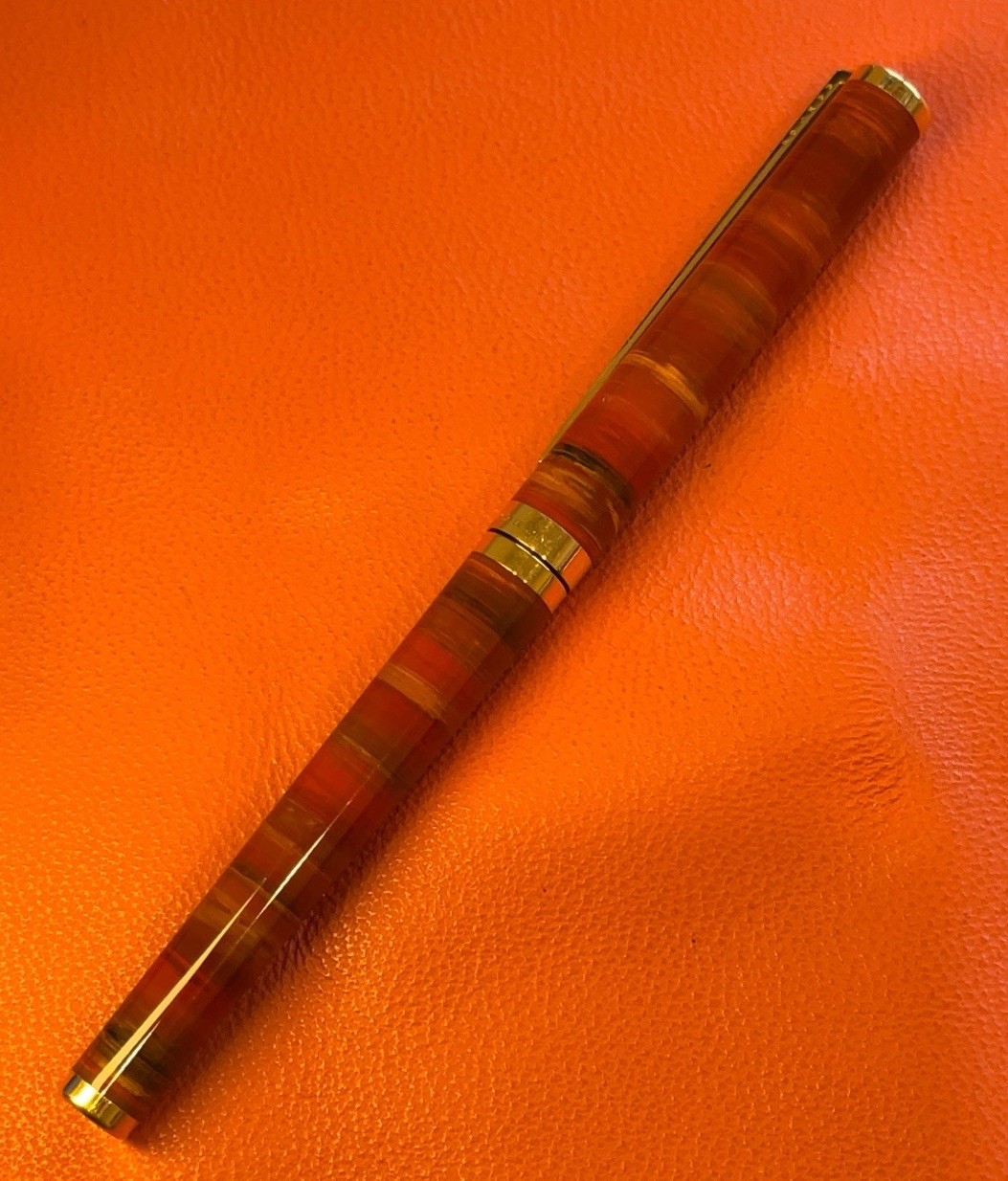 S.T. Dupont Paris Laque de Chine Fountain Pen 18K Gold Nib Brown Tortoise France