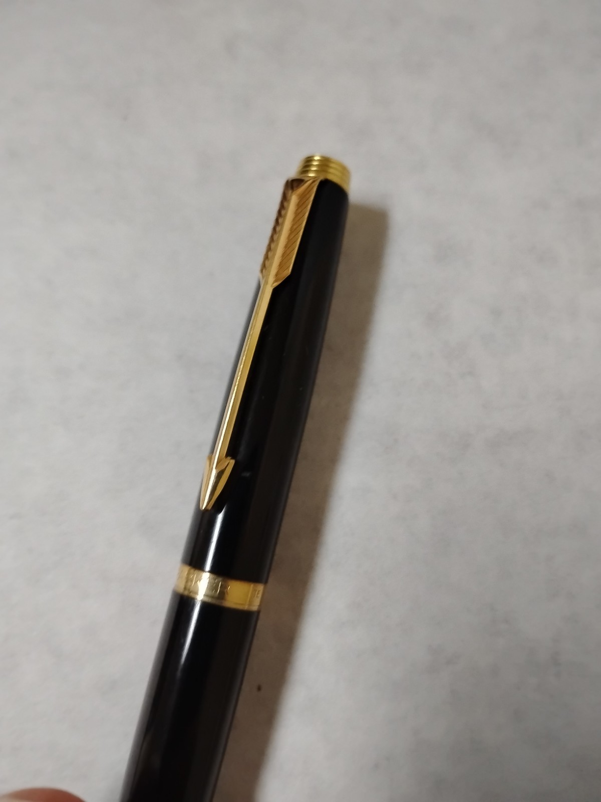 Vintage Parker 75 Fountain Pen in Black Laque in Box Medium 14 K Nib FRANCE