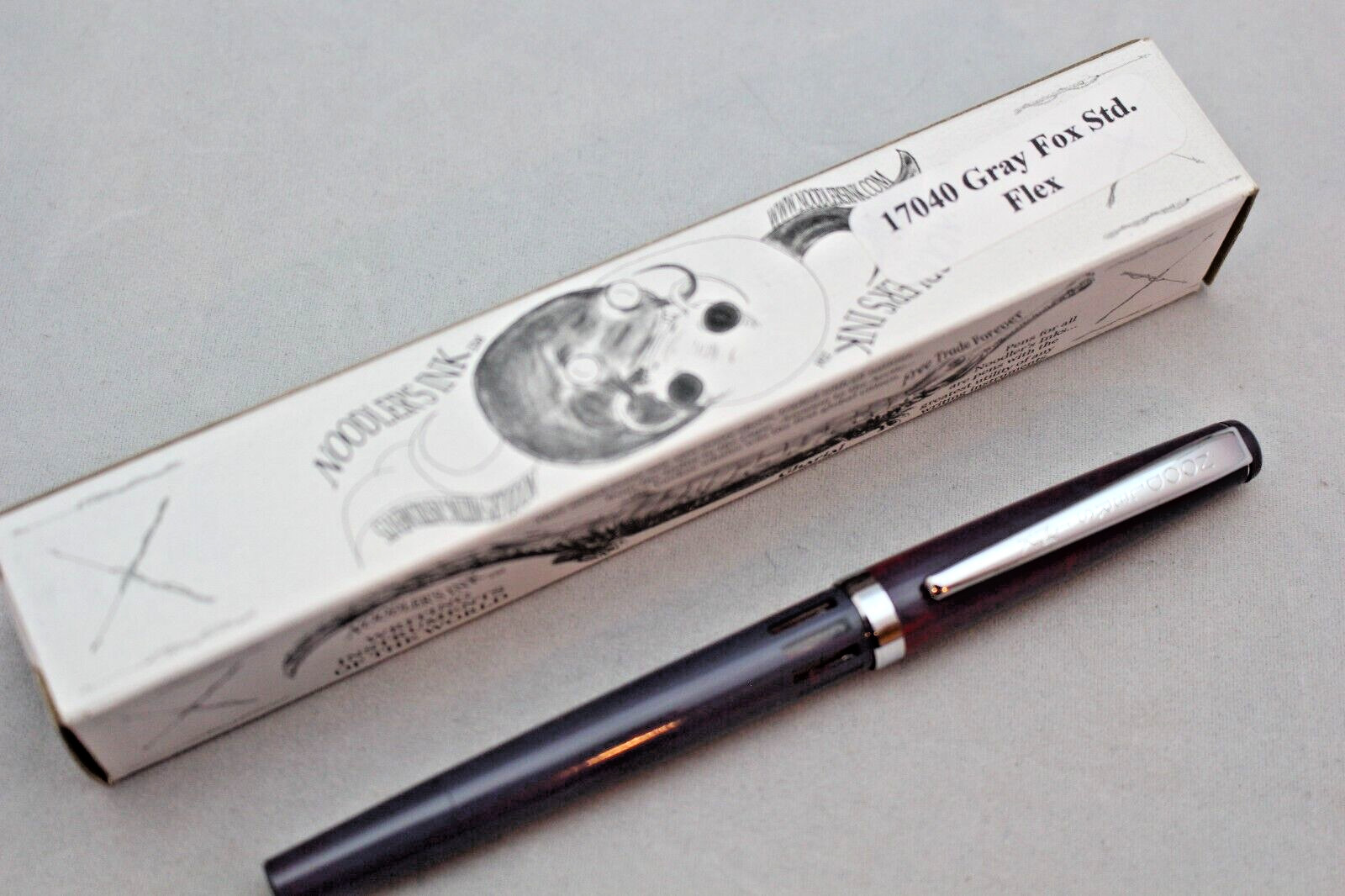 NOODLERS GRAY FOX STANDARD PISTON FLEX NIB FOUNTAIN PEN