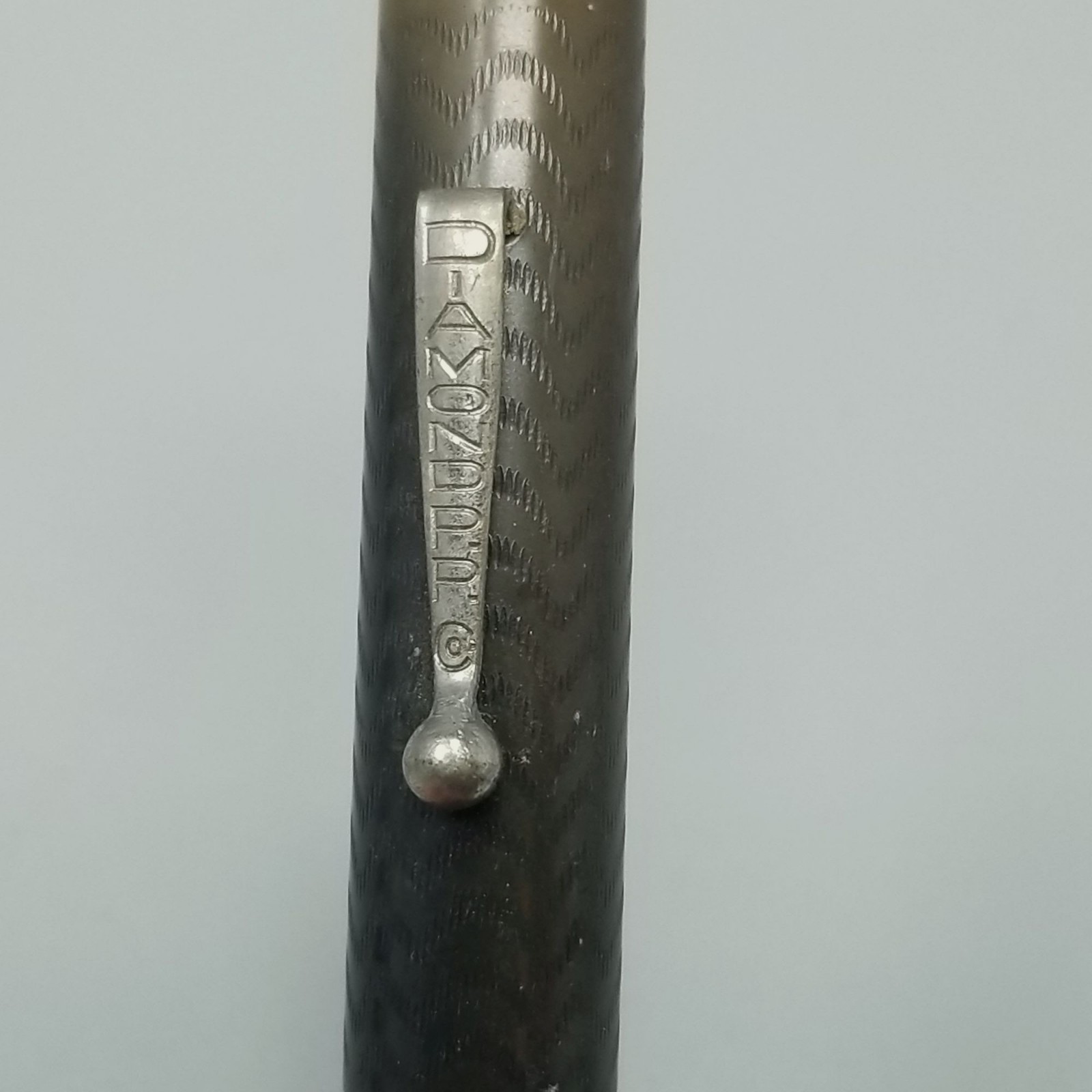 Vintage Diamond Point Black Lever Fill 14k Yellow Gold Nib Chassed Design