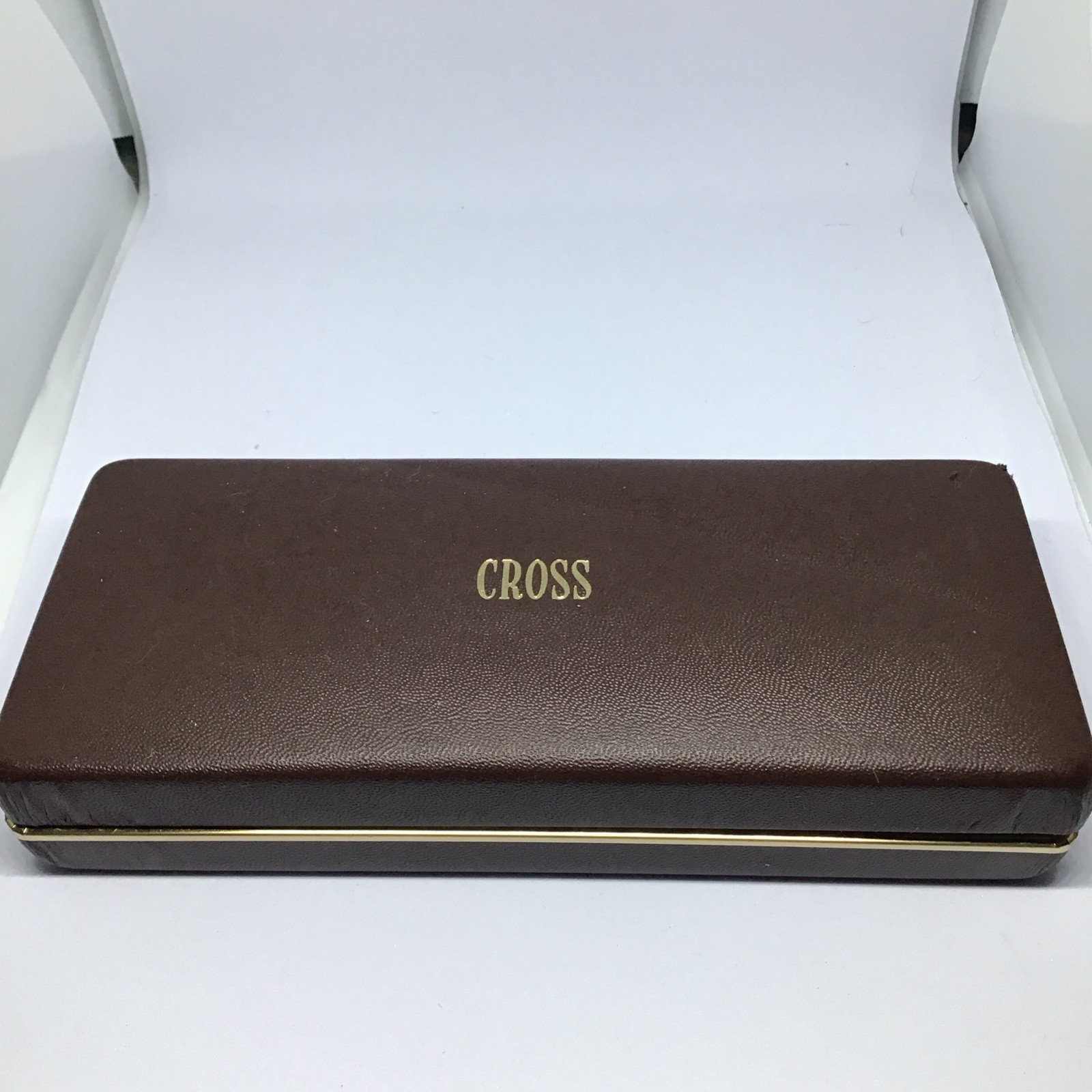 Cross 4506 1/20 10KT Gold Filled Fountain Pen w/14K 585 M-Nib, Converter, case