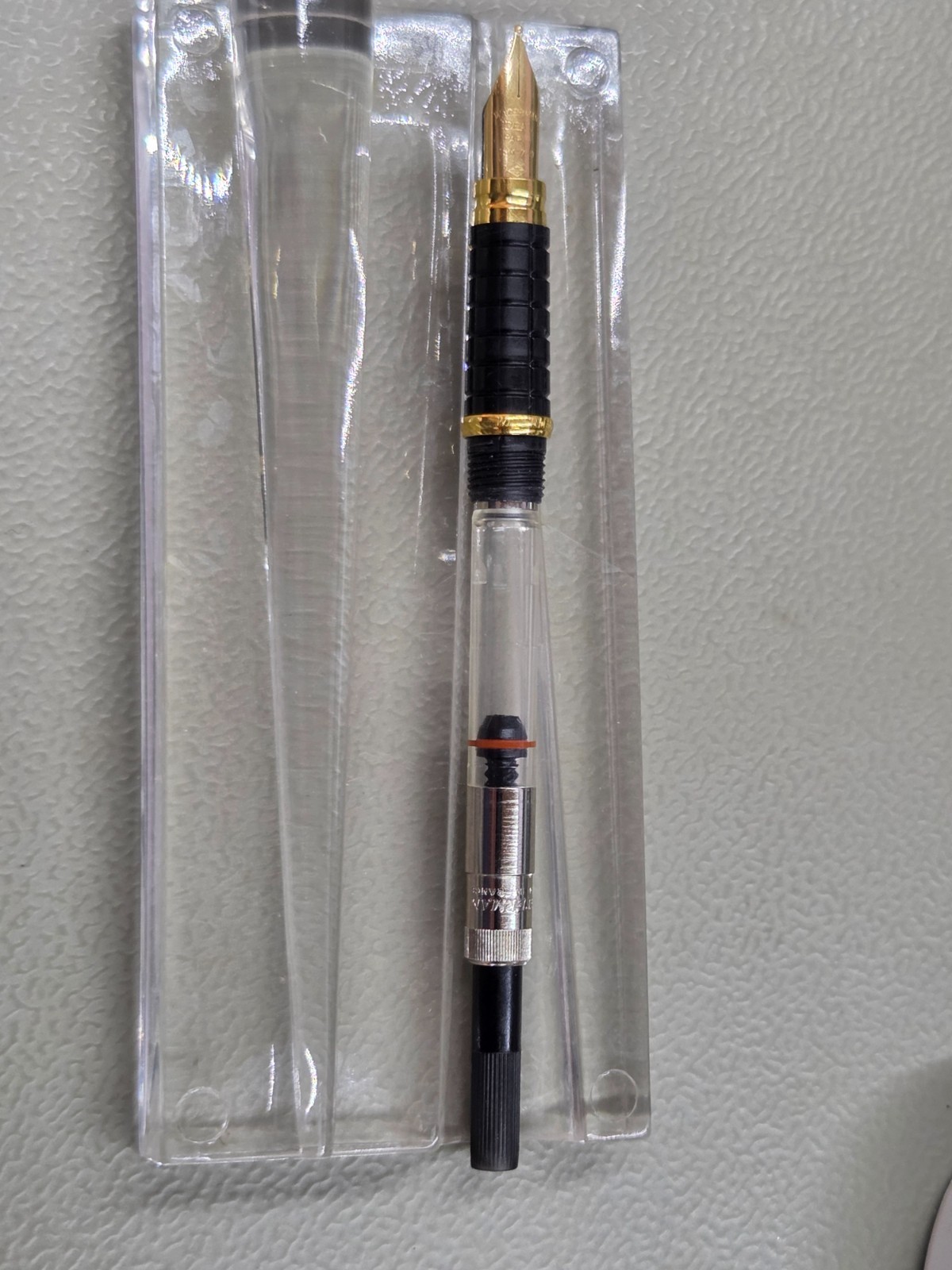 Waterman Executive Black Laque Fountain With 18k Gold Medium Nib France