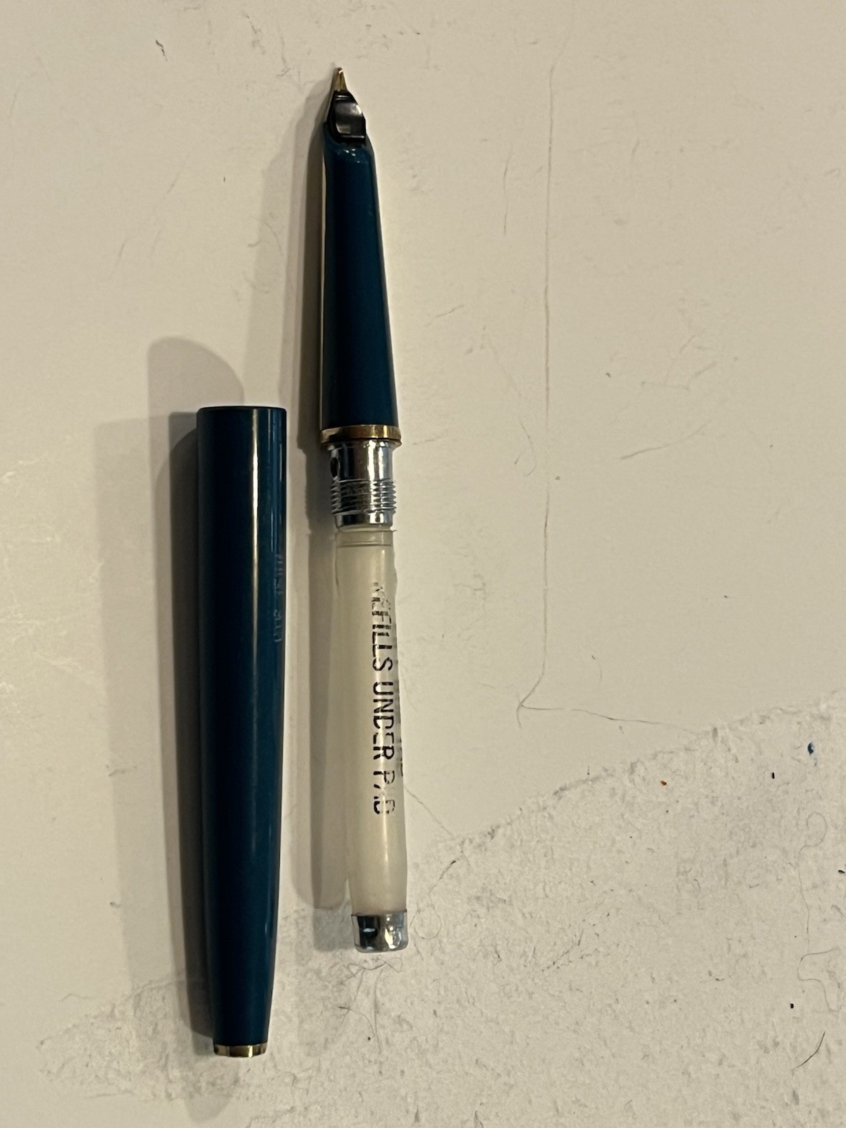 Vintage Waterman C/F Blue Fountain Pen 14K Fine Flex Nib Made USA Untested