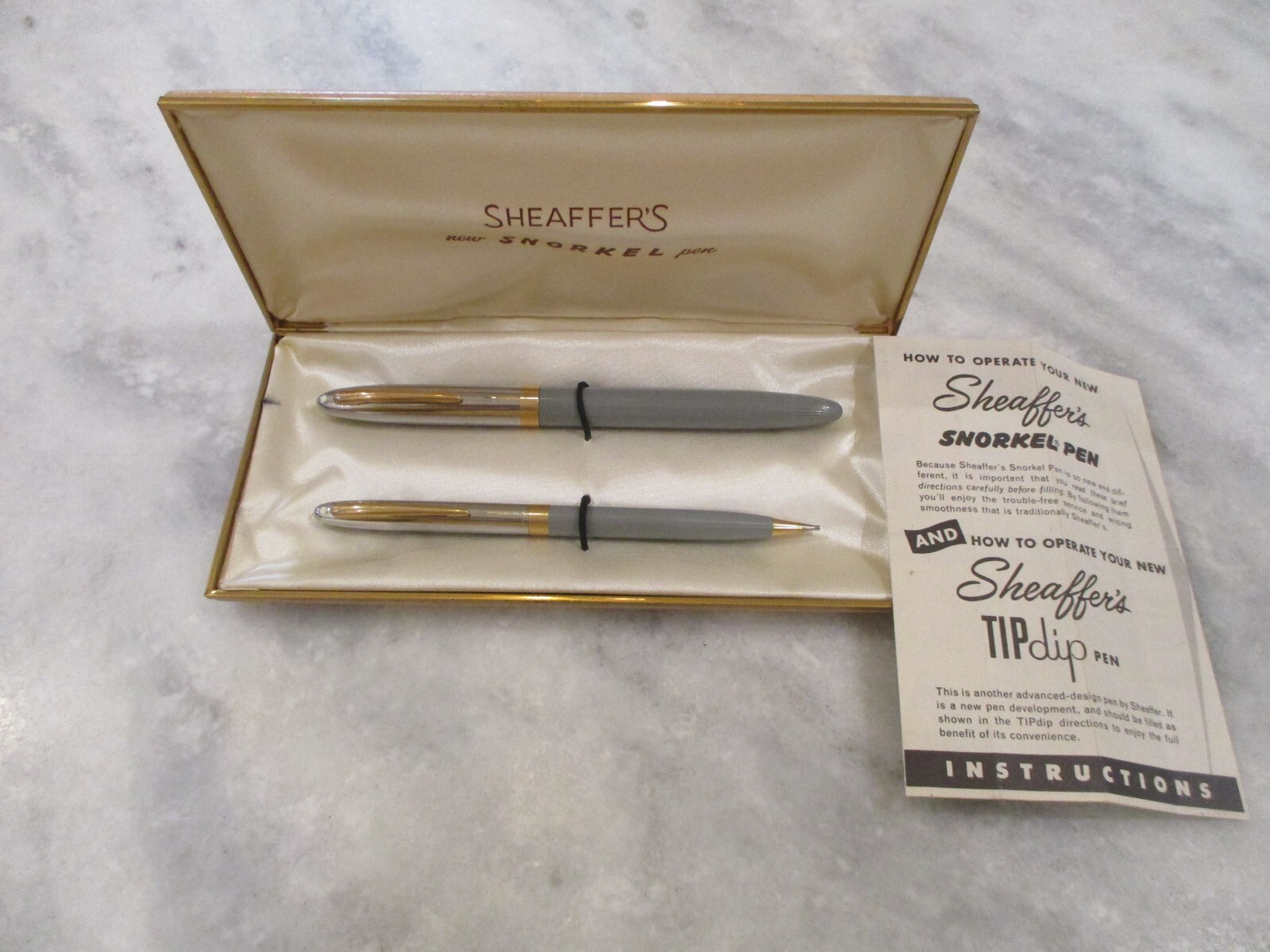 VINTAGE SHEAFFER WHITE DOT “NEW SNORKEL PEN/PENCIL SET” w/BOX GRAY/SILVER- F NIB