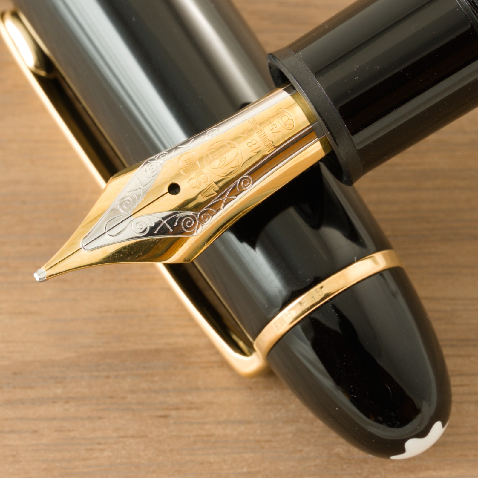 Vintage 2000s Montblanc 149 18K BB 3 tone nib Modern feeder Tested From Japan