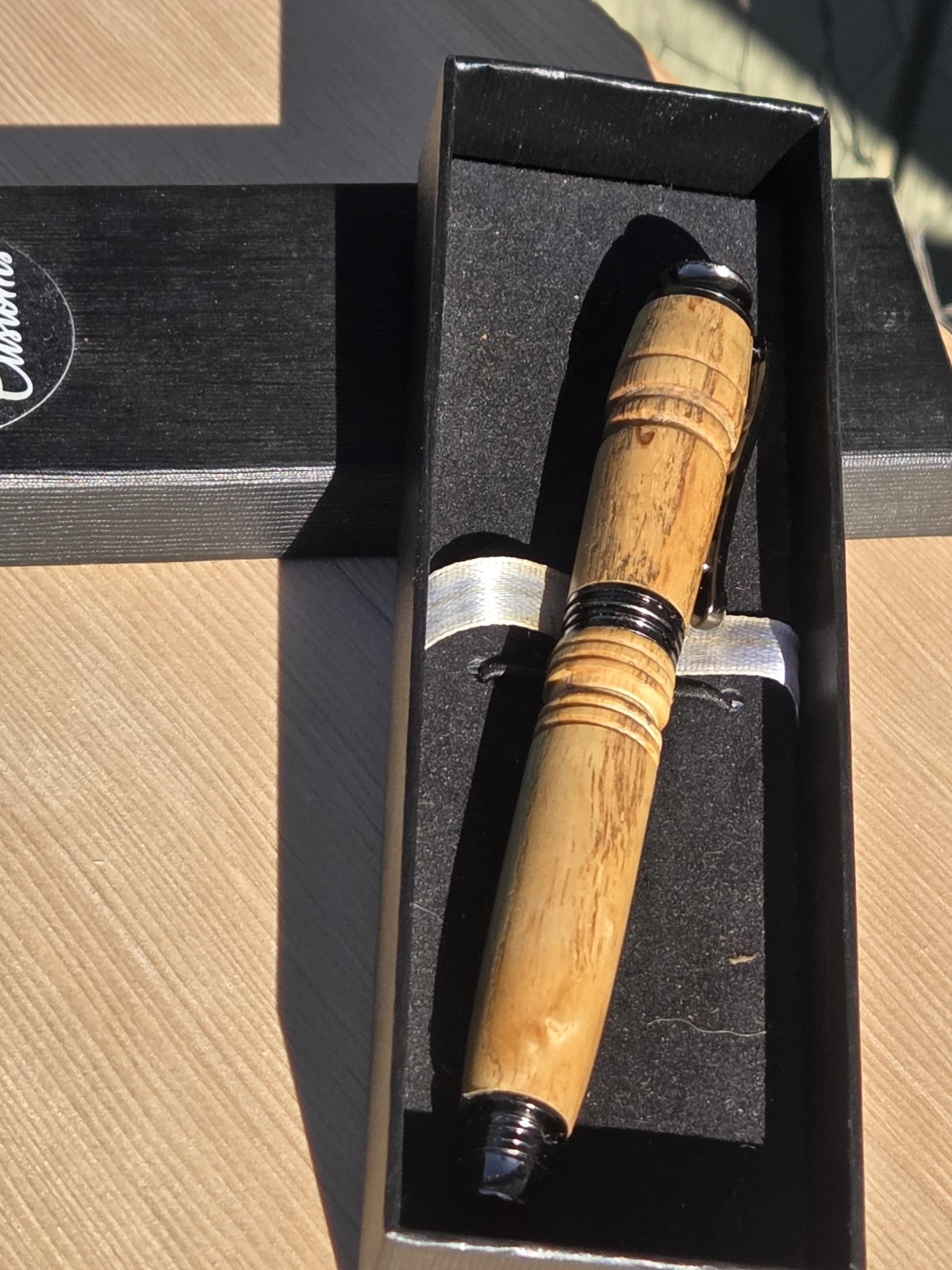 Hand-Turned White Oak Fountain Pen Handcrafted Inkwell Pen Aston Martin Design