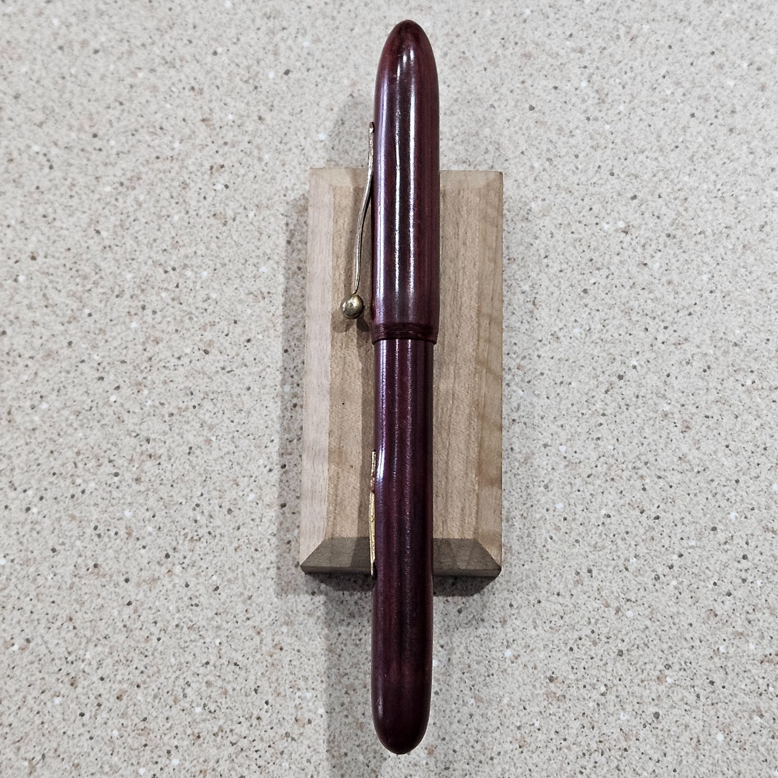 Vintage Wearever Lever Fill Red Woodgrain With Rounded Ends 5-3/8″ Fountain Pen