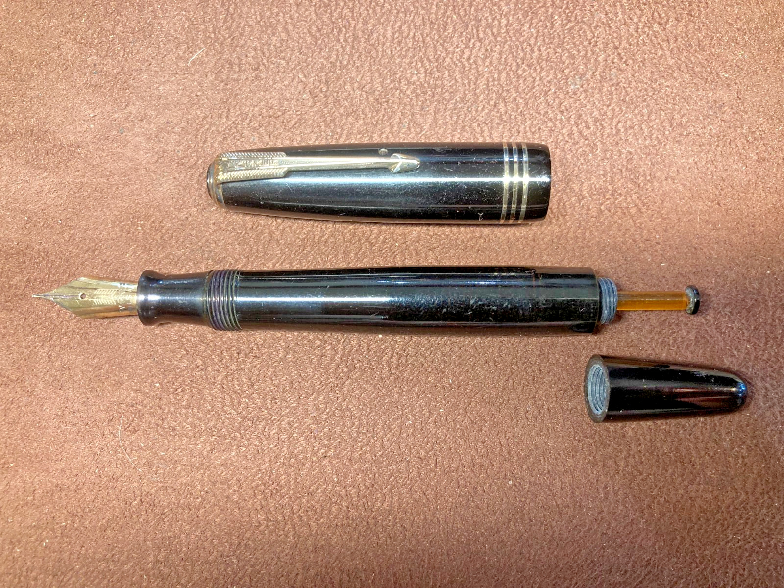 PARKER VACUMATIC TRIPPLE BAND CAP FOUNTAIN PEN NICE!