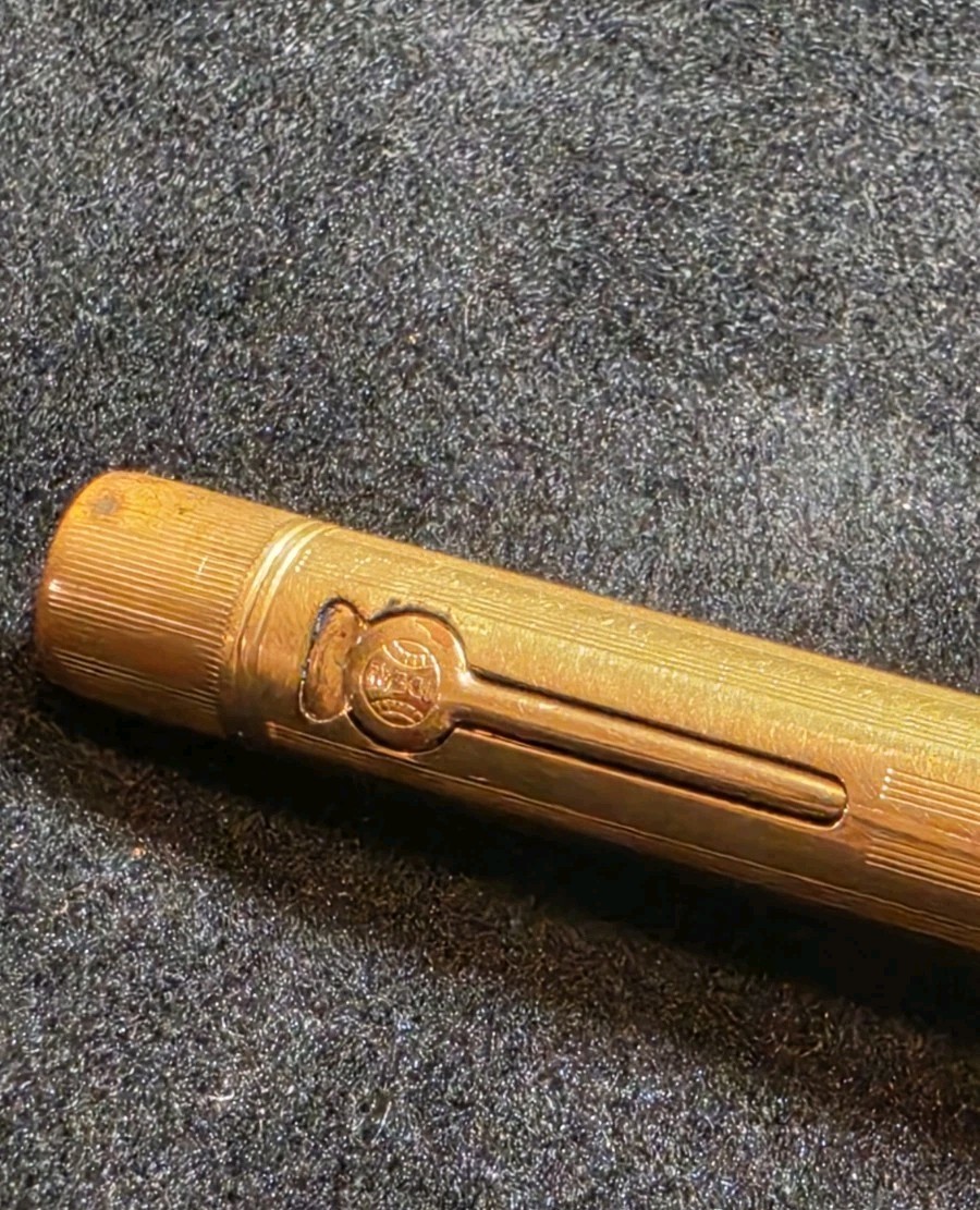 Vintage Waterman 0552 1/2 V Safety Fountain Pen Gold Filled Overlay 14K Nib