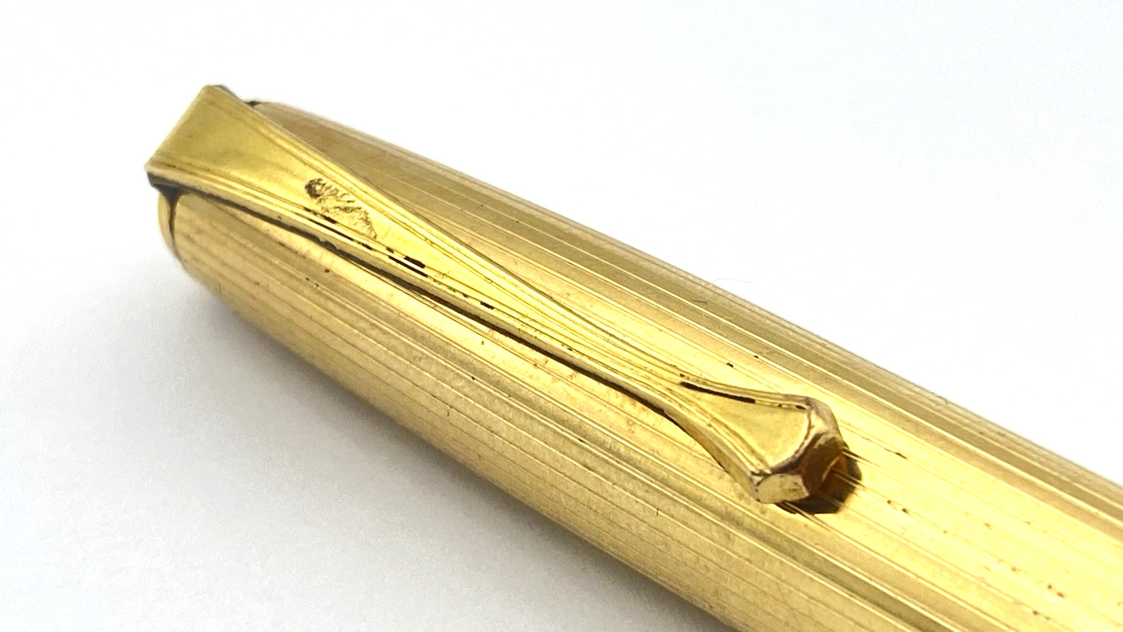 VINTAGE WEBBER 54 FOUNTAIN PEN IN BLACK AND GOLD SPRINGY 14K GOLD FINE NIB ITALY