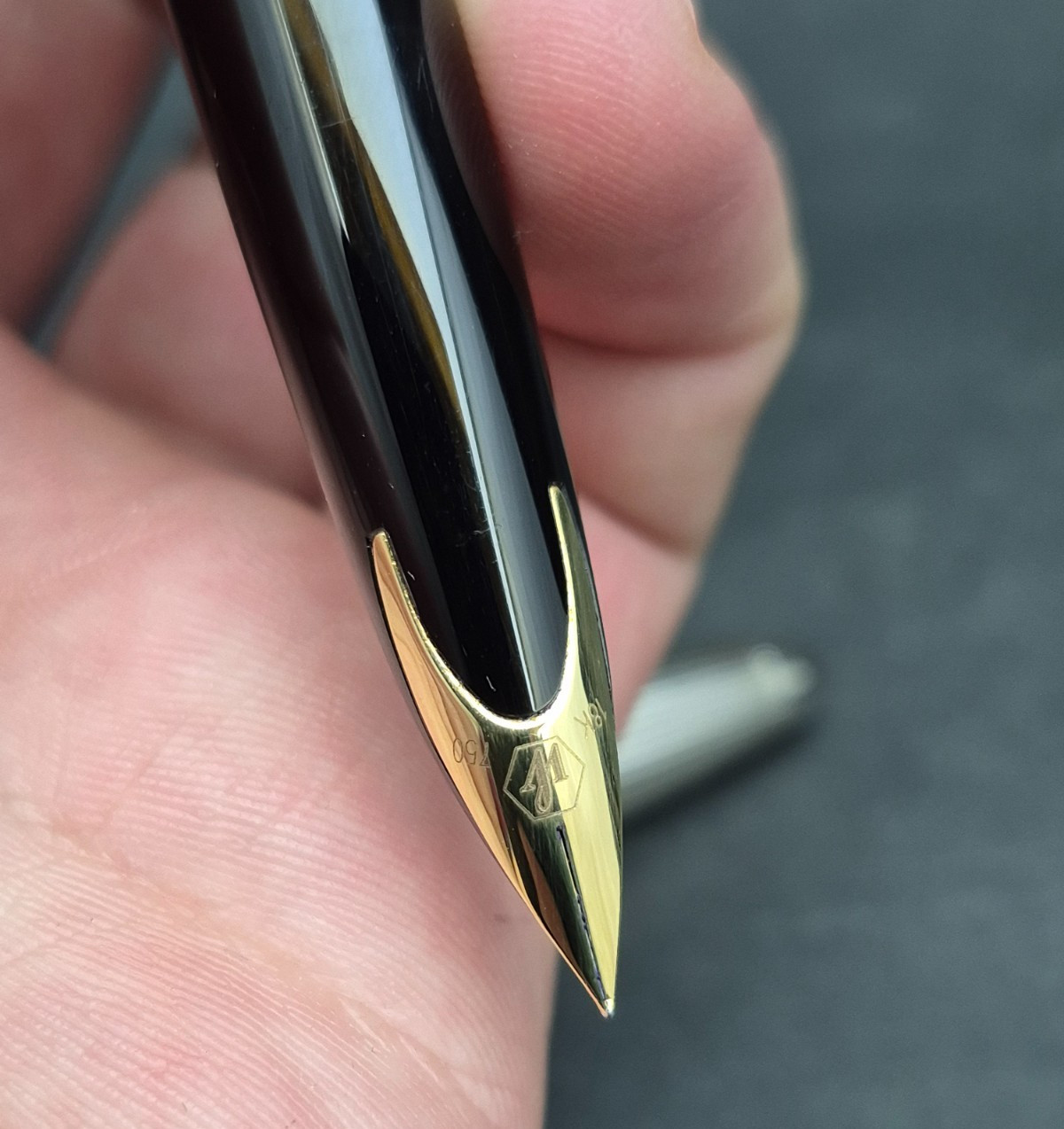 Waterman Carene Deluxe Silver Meridians Fountain Pen 18K 750 Gold Nib France