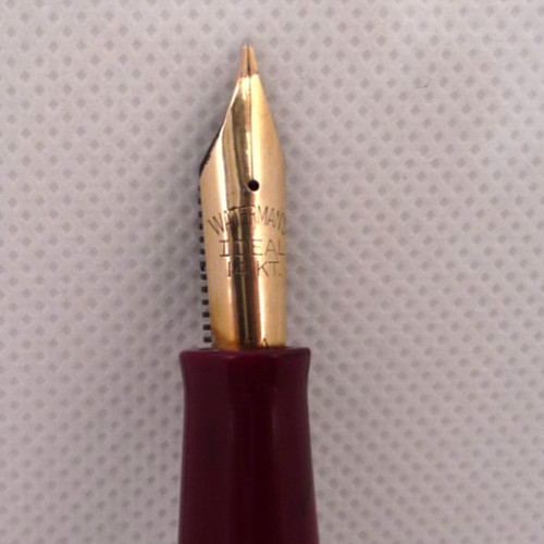 Waterman Vintage Gold Cap Lever Fill Fountain Pen-burgundy-flex medium nib