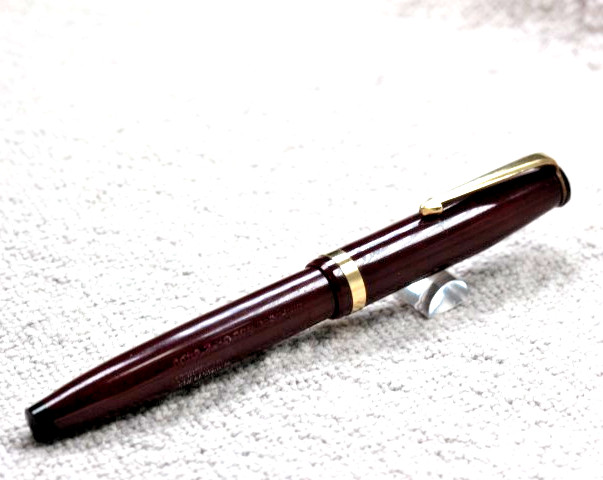 NEWARK SECRETARY FOUNTAIN PEN RESTORED LEVER FILL 14K GOLD NIB