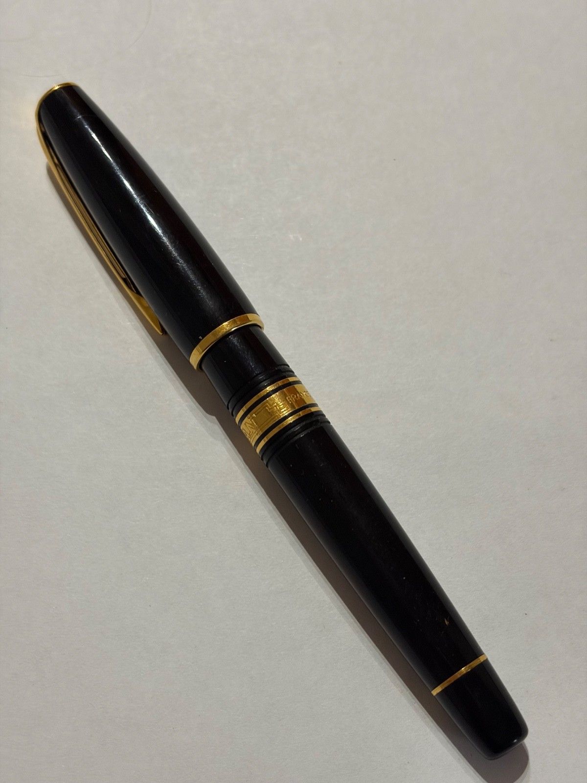 Waterman Charleston fountain pen black, 18k gold nib. France