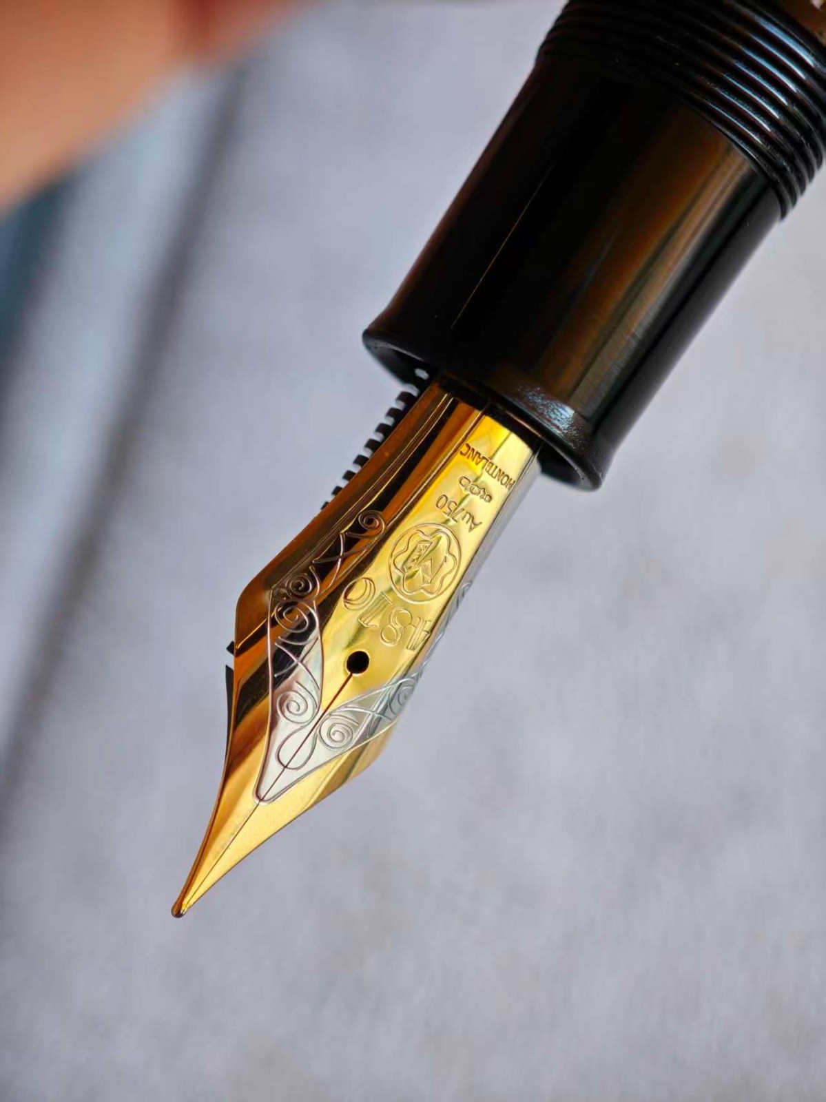 Montblanc Meisterstück 149 Gold Coil Black Fountain pen