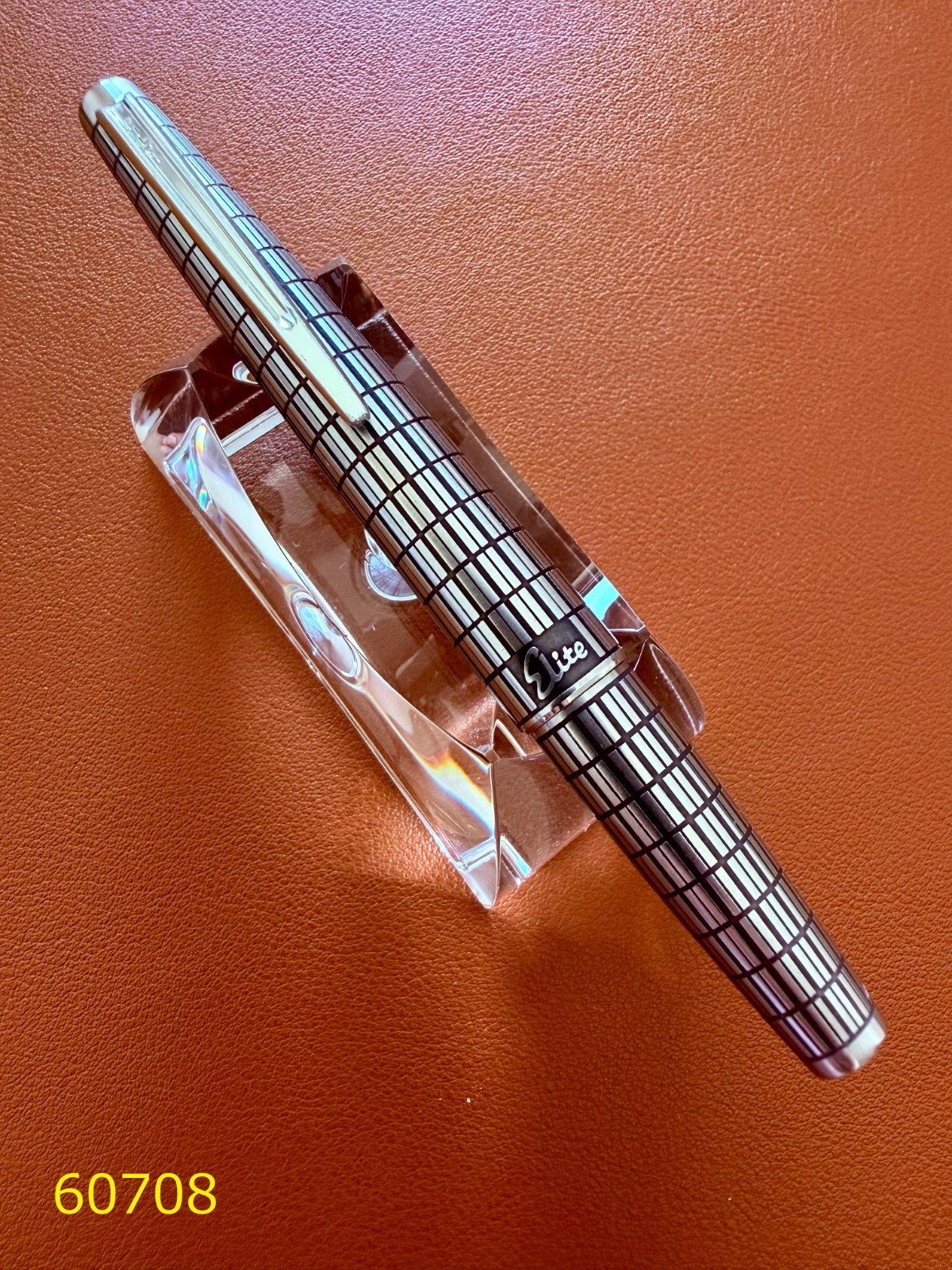 PILOT Fountain Pen Elite Black Steel Grid Nib-F 18K-750 VINTAGE H775 1975 model