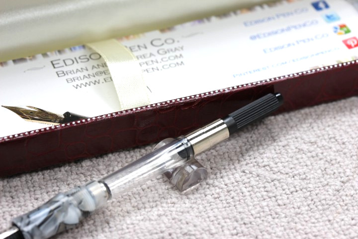 EDISON NOUVEAU 2018 WINTER PREMIERE FROST FOUNTAIN PEN FINE NIB NEW IN BOX