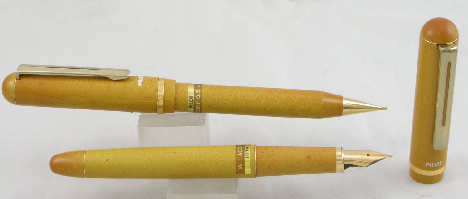 Pilot Woody Light Wood-Look Fountain Pen & Pencil Set – 1970’s – New-Old-Stock