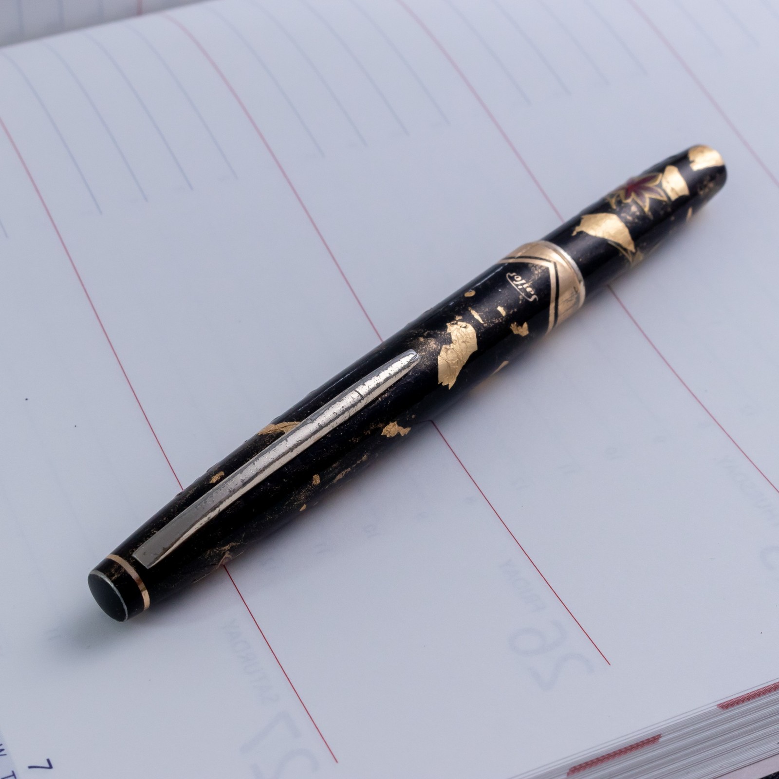 Vintage 1960s Sailor Momiji Ember Motif 14K Gold JIS Nib Pocket Fountain Pen