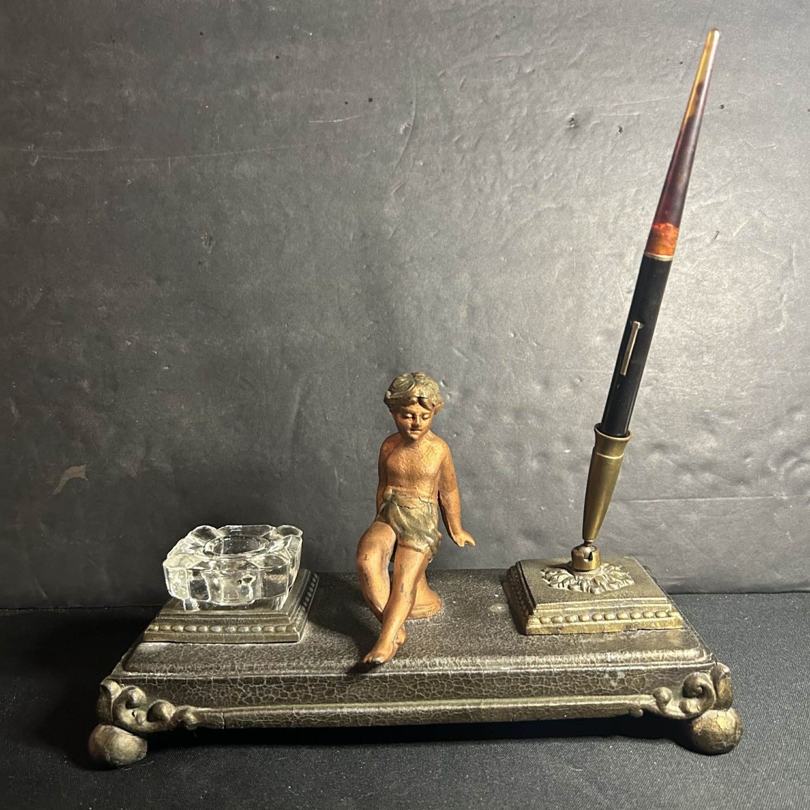 ANTIQUE / VINTAGE VICTORIAN BRASS CHERUB DIP / FOUNTAIN PEN INK WELL + PEN