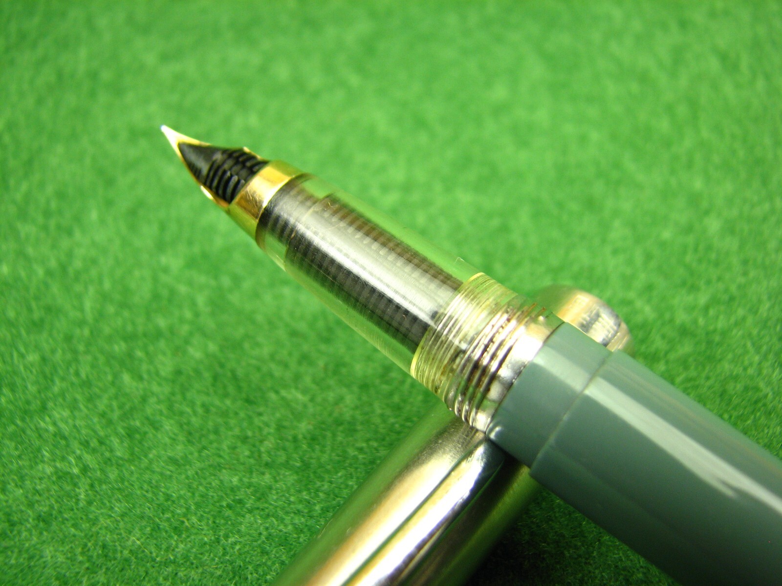 Vintage Fountain Pen 12K Nib China 60s