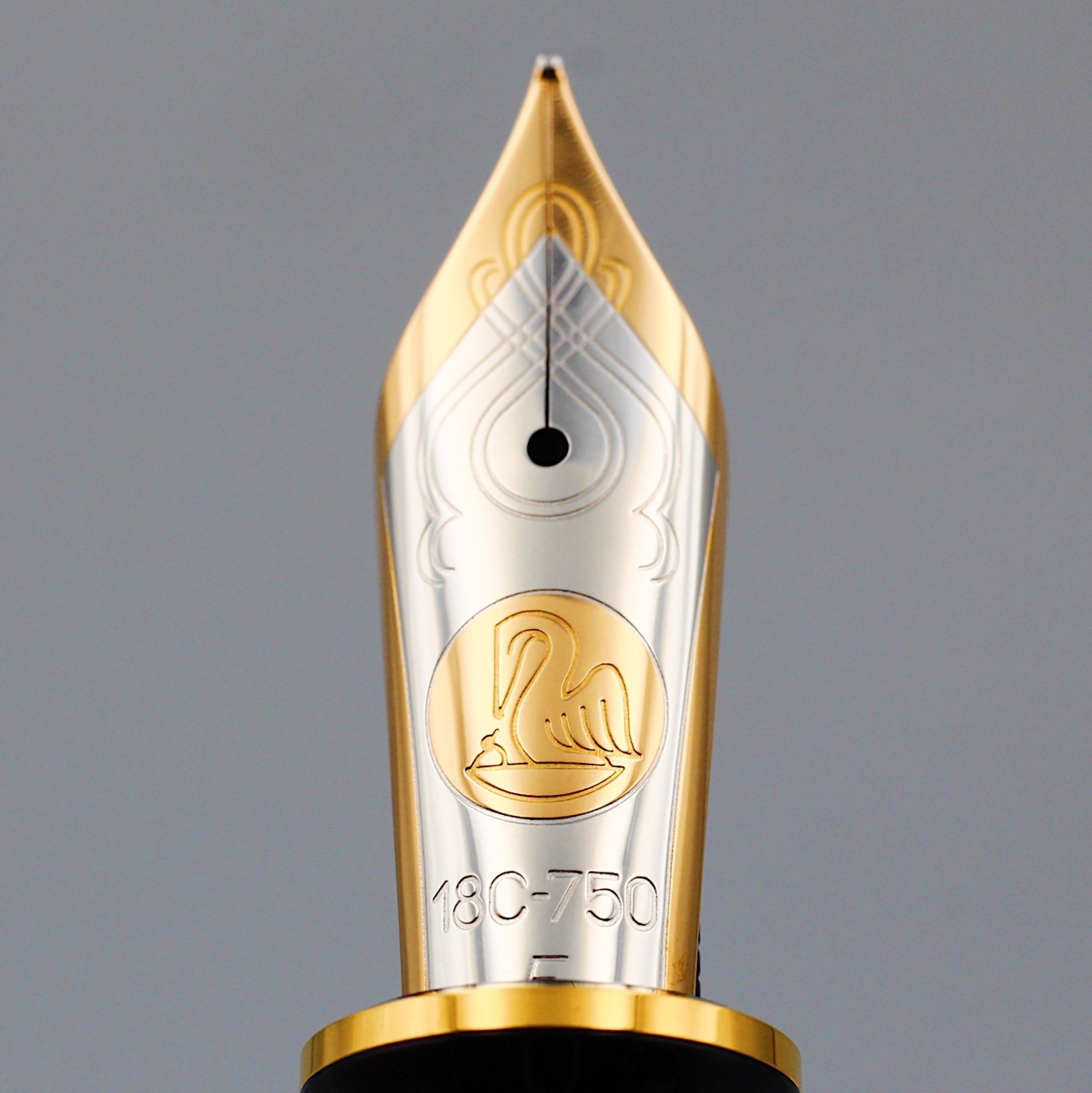 [New unused]Pelikan Souveran M1000 Fountain Pen Nib F Black w/box & ink
