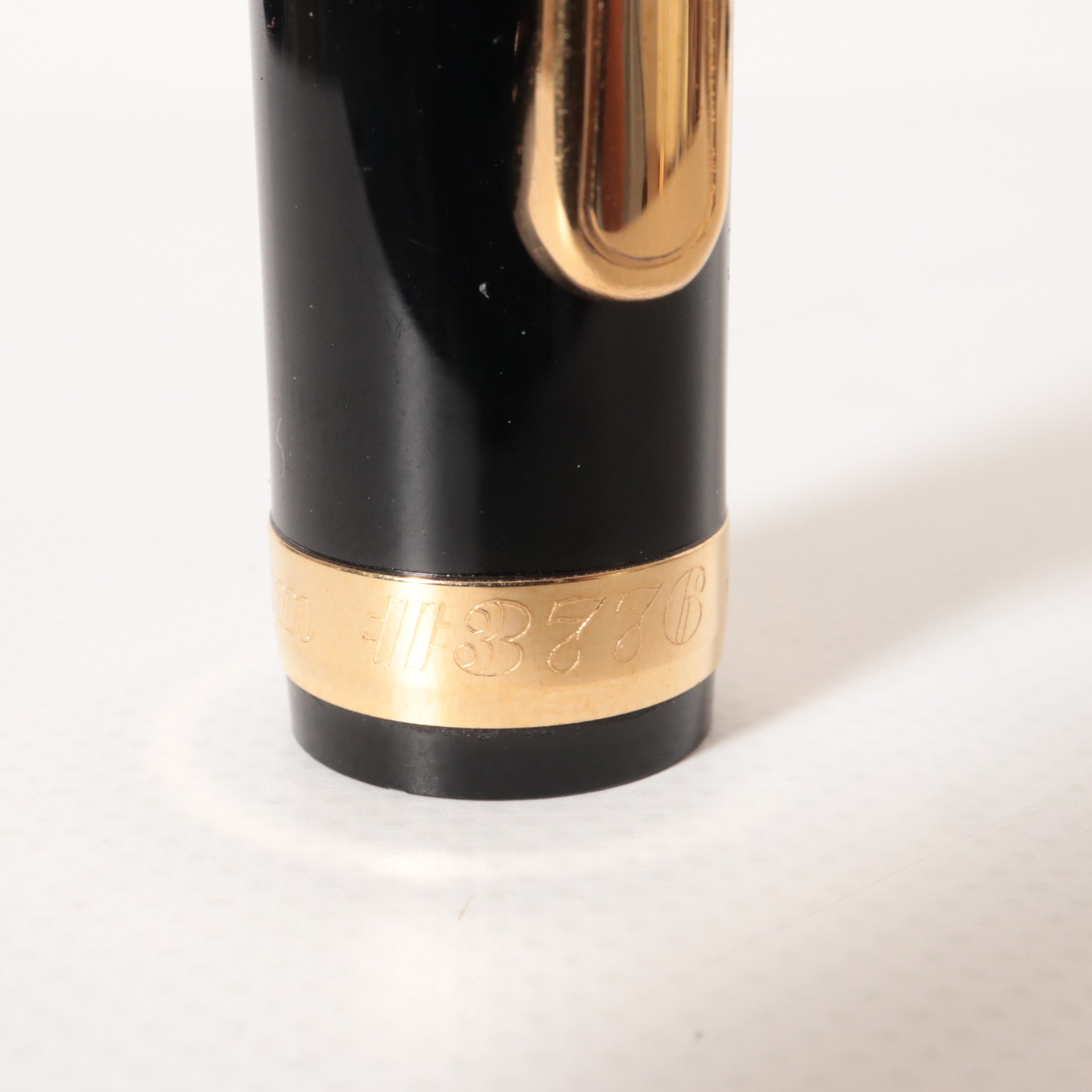 Platinum 3776 Balance Fountain Pen Black Gold Trim Steel Broad Nib Used