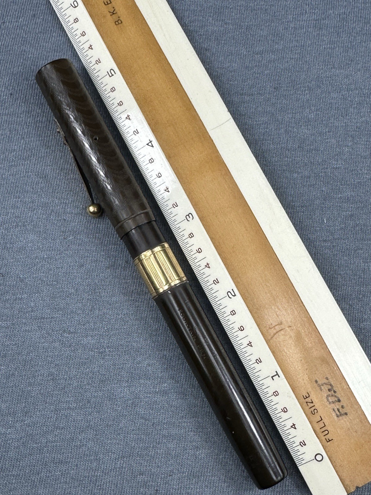 Waterman’s 52 BCHR Gold Filled Trim Wide Barrel Band 14k #2 Fine Flex Nib